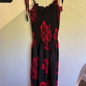 Black Red Floral Dress from Hawaii Girls Size 12 14 Womens size 0 2